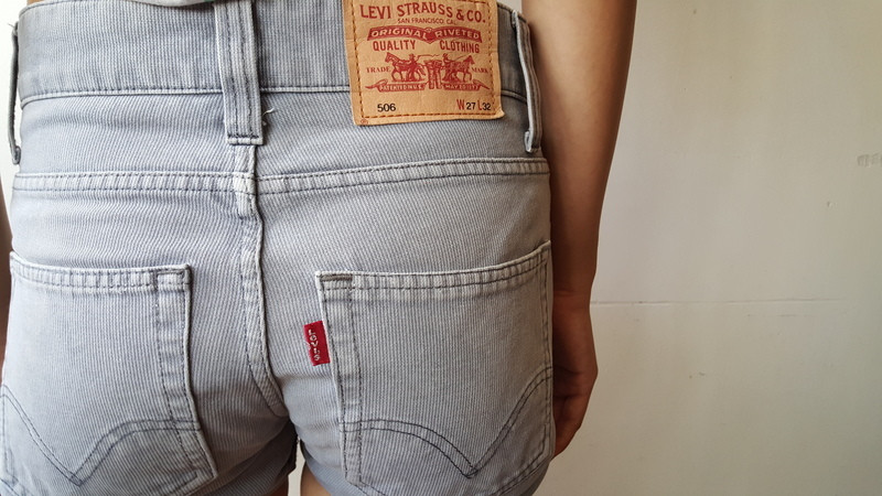 LEVI'S Short taille haute vintage jean gris rayé 2