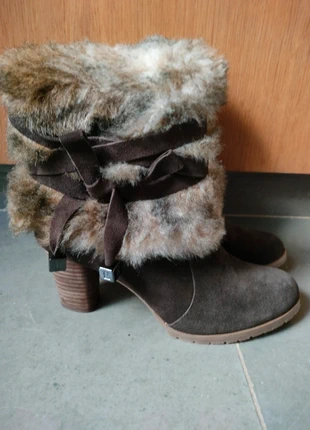 Nieuwe 'bearpaw' boots van Elle, maat 39, merk: ELLE, staat: Nieuw met prijskaartje, maat: 39, € 35,00, € 37,45 inclusief Kopersbescherming