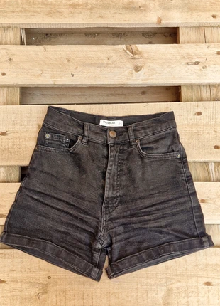 Pantalón vaquero negro de Pull&Bear, marca: Pull & Bear, estado: Muy bueno, tamaño: XS / 34 / 6, 2,00 €, 2,80 € Protección al comprador incluida