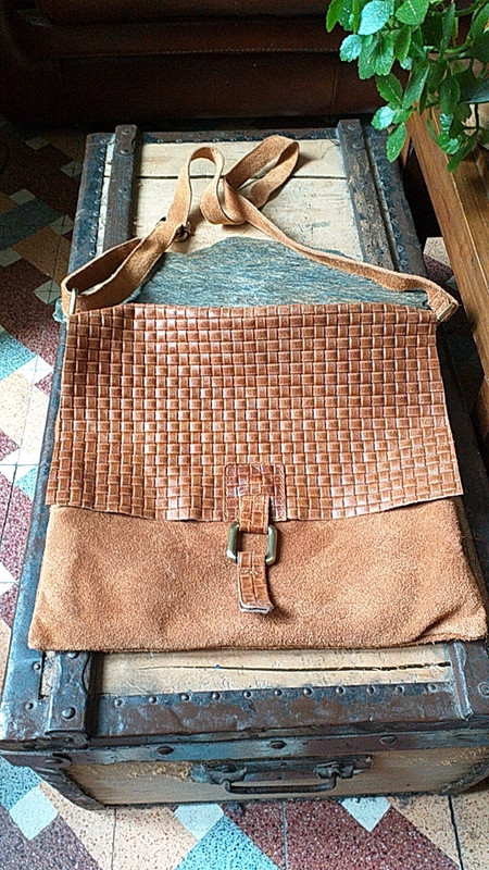 Sac en shop daim camel