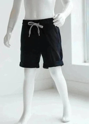 Short noir Kiabi 4 ans, brand: Kiabi, condition: Very good, size: 4 years / 104 cm, €4.00, €4.90 includes Buyer Protection Pro