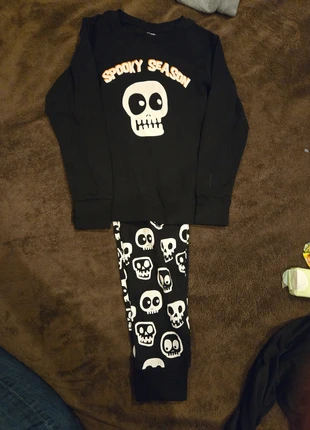 Pyjama 10 ans neuf, marke: Kiabi, zustand: Neu, größe: 10 Jahre / 140, 3,00 €, 3,85 € inklusive Vinted-Käuferschutz