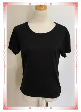 Tee shirt Monki col rond crewneck manches courtes noir Taille M, marque: Monki, état: Très bon état, taille: M / 38 / 10, 4,90 €, 5,85 € Protection acheteurs incluse