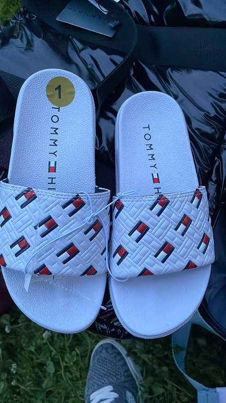 Chanclas de NIÑO!! Tommy hilfiger