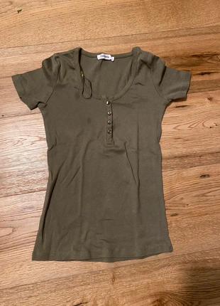 maglia a maniche corte, marque: Terranova, état: Très bon état, taille: XS / 34 / 6, 5,00 €, 5,95 € Protection acheteurs incluse