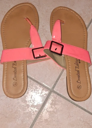 Sandale rose 37, état: Bon état, taille: 37, 2,00 €, 2,80 € Protection acheteurs incluse