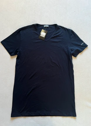 T shirt Enrico coveri, brand: Enrico Coveri, condizioni: Nuovo con cartellino, taglia: L, €10.00, €11.20 include la Protezione acquisti