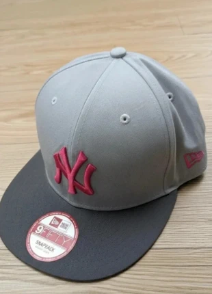 Casquette New Era grise et rose fushia – Taille M/L – Neuve avec étiquette, brand: New Era, condizioni: Nuovo con cartellino, taglia: L, €14.20, €15.61 include la Protezione acquisti