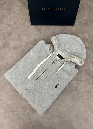 Sweat a capuche  Ralph Lauren gris logo bordeaux femme taille M, merk: Ralph Lauren, staat: Heel goed, maat: M / 38 / 10, € 60,00, € 63,70 inclusief Kopersbescherming