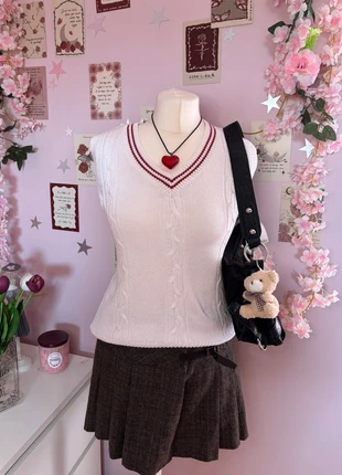 Y2K white knit sweater vest, brand: Dunnes Stores, condition: Good, size: M / 38 / 10, €14.00, €15.40 includes Buyer Protection