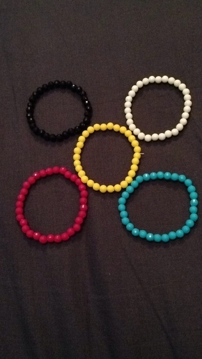 Lot de 5 bracelets en petites perles 1