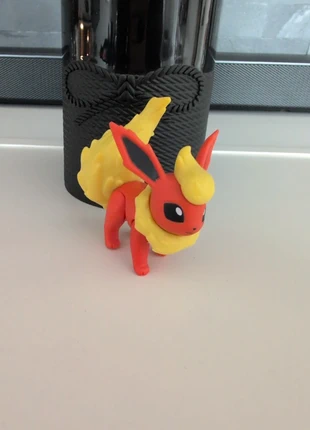 Figur Flamara, merk: Pokémon, staat: Heel goed, maat: Universeel, € 4,90, € 5,85 inclusief Kopersbescherming