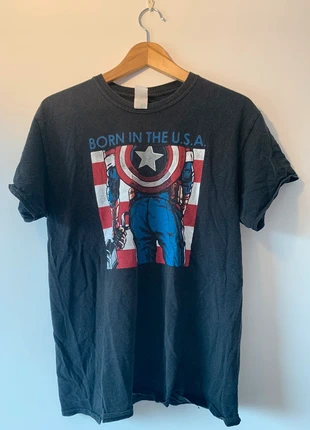 T-shirt Born in the USA - Marvel, marque: Marvel, état: Satisfaisant, taille: S, 1,00 €, 1,75 € Protection acheteurs incluse