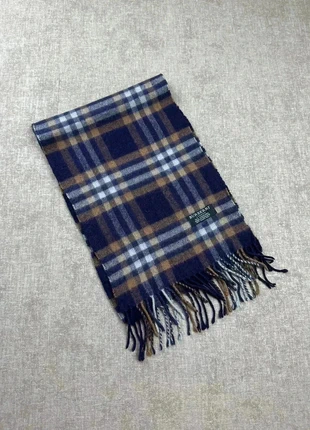 Écharpe Burberry violet, marke: Burberry, zustand: Sehr gut, 40,00 €, 42,70 € beinhaltet Vinted-Käuferschutz Pro