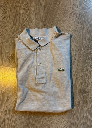 Pull Lacoste gris et vert, marque: Lacoste, état: Très bon état, taille: M, 10,00 €, 11,20 € Protection acheteurs incluse