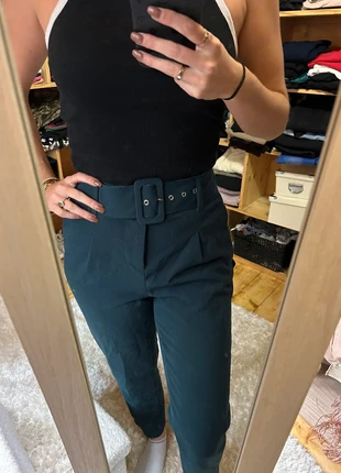 Pantalon vert, marque: Morgan, état: Très bon état, taille: S / 36 / 8, 5,00 €, 5,95 € Protection acheteurs incluse