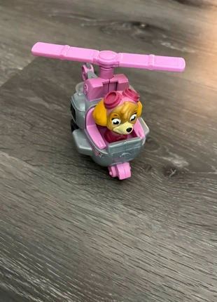 Véhicule Stella Pat’ Patrouille, marca: Nickelodeon, estado: Muito bom, tamanho: 4 anos / 104 cm, €8.00, €9.10 inclui Proteção do Comprador