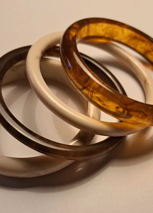 Set van 4 nieuwe armbanden bruin marmerlook beige, staat: Nieuw zonder prijskaartje, € 8,95, € 10,10 inclusief Kopersbescherming