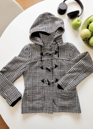 Korte retro Duffle Coat met afneembare kap, marque: ORSAY, état: Très bon état, taille: S / 36 / 8, 10,00 €, 11,20 € Protection acheteurs incluse