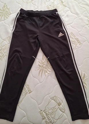 Pantaloni tuta Adidas uomo Tg M, brand: adidas, condizioni: Discrete, taglia: M, €1.99, €2.79 include la Protezione acquisti