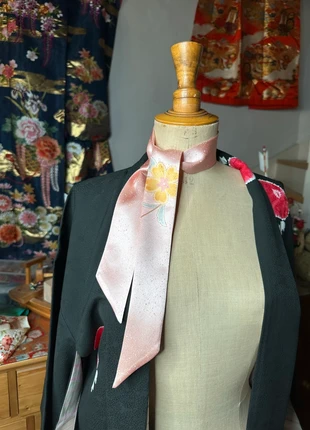 Foulard ruban kimono en soie Neuf, merk: Kimono, staat: Nieuw zonder prijskaartje, € 14,00, € 15,40 inclusief Kopersbescherming Pro