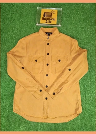 women's flowing 100% lyocell mustard shirt, marque: New Look, état: Très bon état, taille: S / 36 / 8, 12,90 €, 14,25 € Protection acheteurs incluse