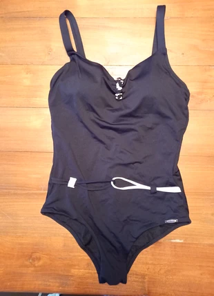 Costume intero nero con dettagli bianchi, marca: Luna, estado: Nuevo sin etiquetas, tamaño: M / 38 / 10, 12,00 €, 13,30 € Protección al comprador incluida