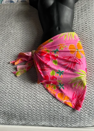 Ladies sarong, brand: Banana Moon, condition: New without tags, size: One size, £3.50, £4.38 includes Buyer Protection