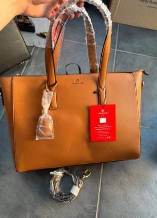 Sac cabas Oberthur camel – compartiment PC 15.6” Ordinateur Portable, état: Très bon état, 55,00 €, 58,45 € Protection acheteurs (Pro) incluse