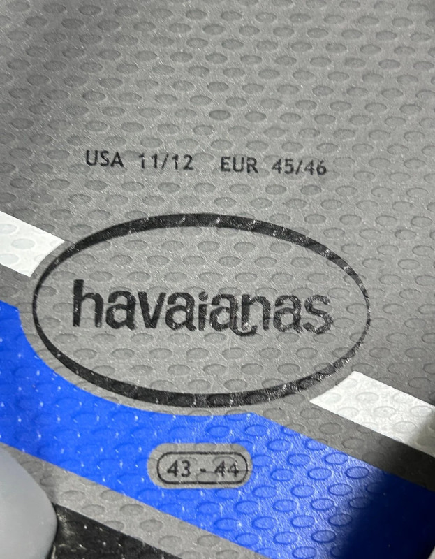 Brand New Havaianas flip flops size 11 4