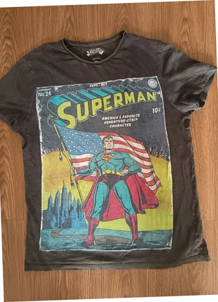 T-shirt Superman vintage, marque: Superman, état: Bon état, taille: M, 2,99 €, 3,84 € Protection acheteurs (Pro) incluse