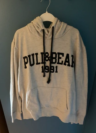 sweat gris pull and bear, marque: Pull & Bear, état: Très bon état, taille: S, 5,00 €, 5,95 € Protection acheteurs incluse