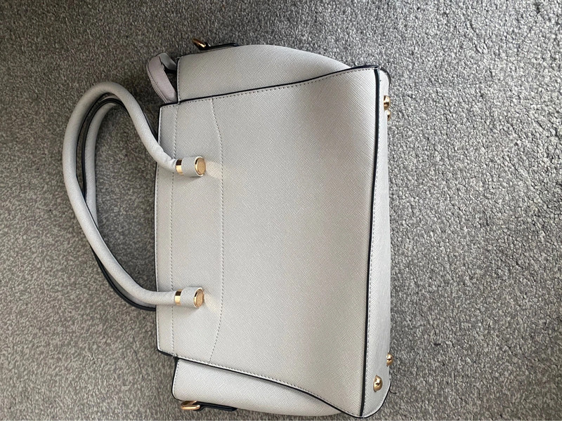 Pale 2024 grey bag