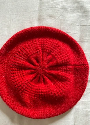 Delizioso basco rosso, marke: Rosso, zustand: Sehr gut, größe: Einheitsgröße, 7,00 €, 8,05 € inklusive Vinted-Käuferschutz