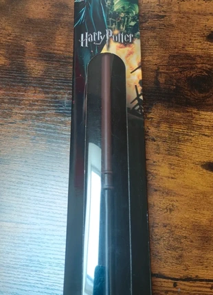 Baguette officiel Draco Malfoy., marke: Harry Potter, zustand: Neu, mit Etikett, 15,00 €, 16,45 € inklusive Vinted-Käuferschutz