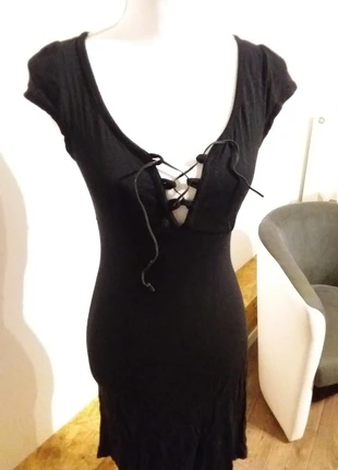 Très jolie petite robe noire fluide décolleté lacets, brand: Alcott, condition: Very good, size: M / 38 / 10, €7.00, €8.05 includes Buyer Protection