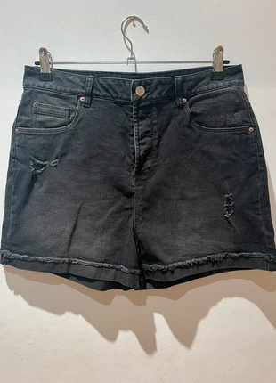 Black denim shorts, marque: Nice & Chic, état: Bon état, taille: L / 40 / 12, 3,00 €, 3,85 € Protection acheteurs incluse