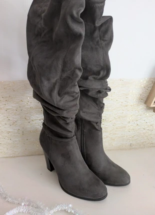 Cuissardes Texto – pointure 41, talon 11 cm, portées une seule fois, marque: Texto, état: Très bon état, taille: 41, 14,00 €, 15,40 € Protection acheteurs incluse