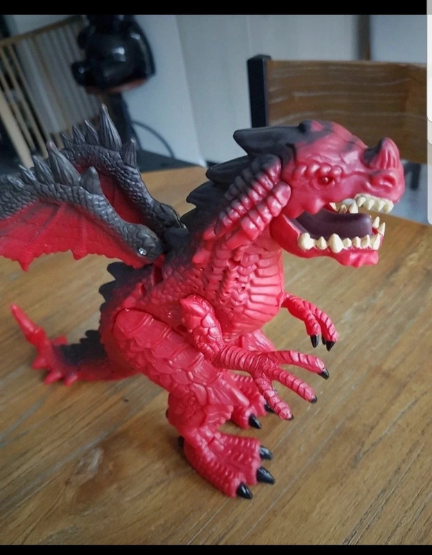 Figurine dragon