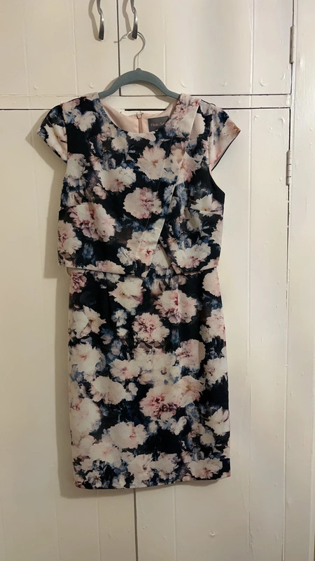 Phase Eight dress - Vinted