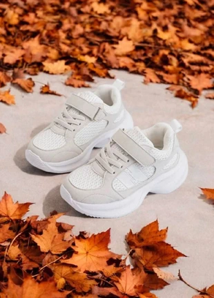 Basket tendance, marque: Rock and Joy, état: Neuf avec étiquette, taille: 31, 10,00 €, 11,20 € Protection acheteurs incluse