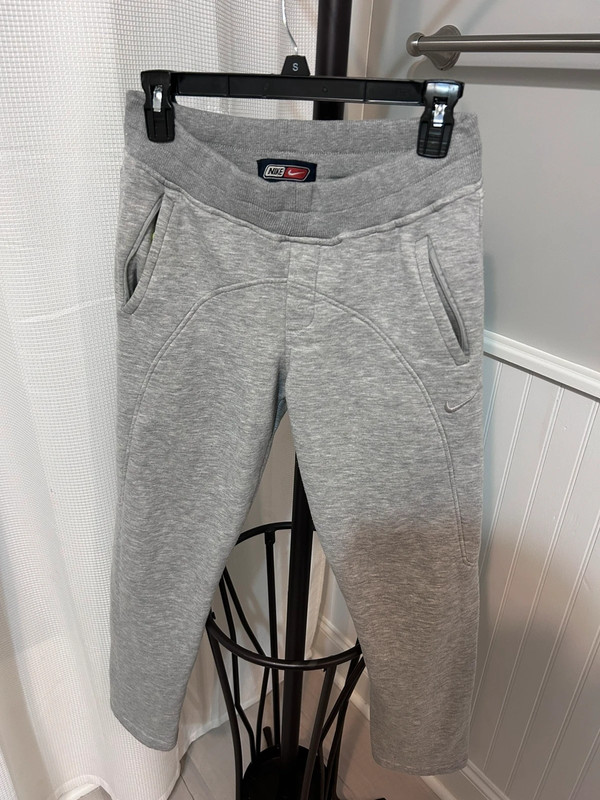 Nike Joggers 1