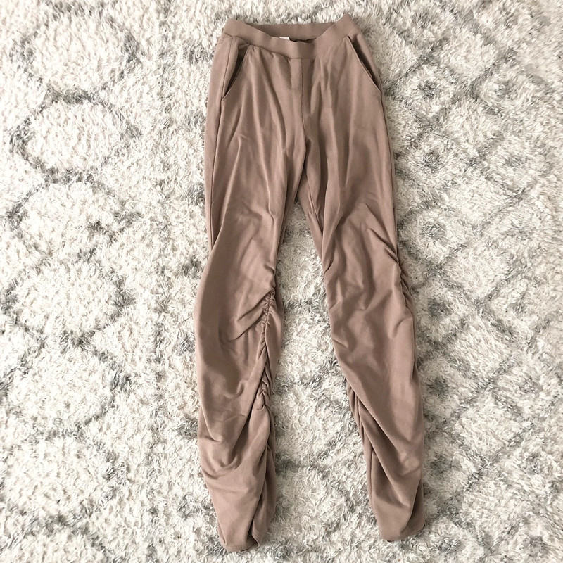 Alo Yoga Ruched Soft Sculpt Pant Taupe XS