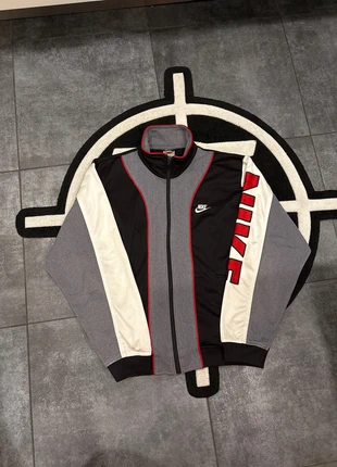 Zip Nike vintage 90ss, brand: Nike, condition: Very good, size: M, €40.00, €42.70 includes Buyer Protection