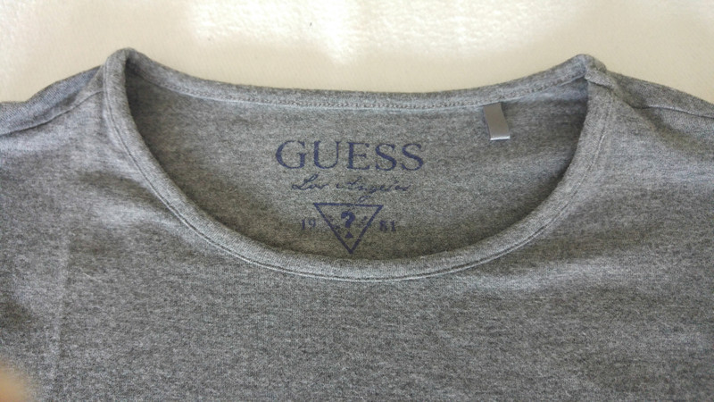 T.Shirt Guess gris 36 3