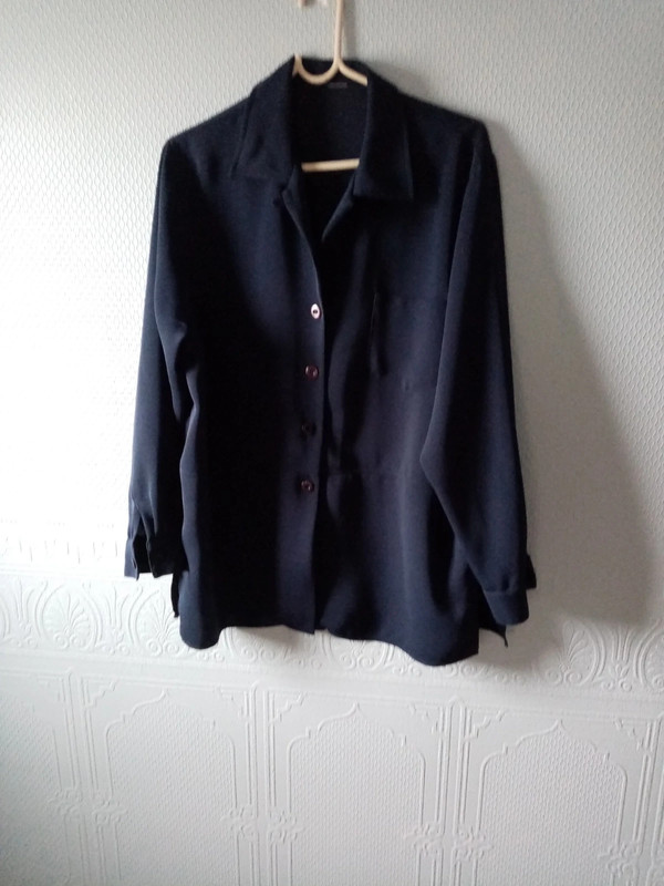 Veste seul de l'ensemble 42 44 pièce 3.00c