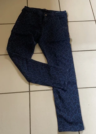 Maison Scotch broek blauw dierenprint 38, brand: Maison Scotch, condizioni: Ottime, taglia: M / IT 42 / EU 38, €4.75, €5.69 include la Protezione acquisti