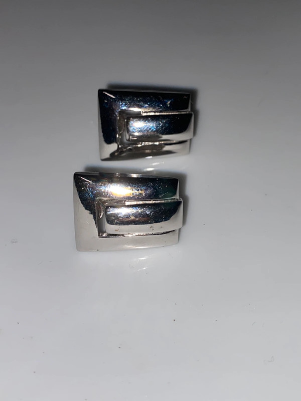 Vintage Monet silvertone metal clip on earrings rectangle raised geometric 4