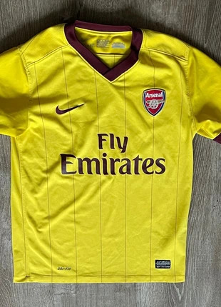 Arsenal shirt in maat 140-152, marque: Nike, état: Très bon état, taille: 10 ans / 140 cm, 15,00 €, 16,45 € Protection acheteurs incluse