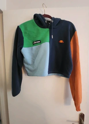 Sweat crop à capuche Ellesse, brand: Ellesse, condition: Very good, size: M / 38 / 10, €18.00, €19.60 includes Buyer Protection